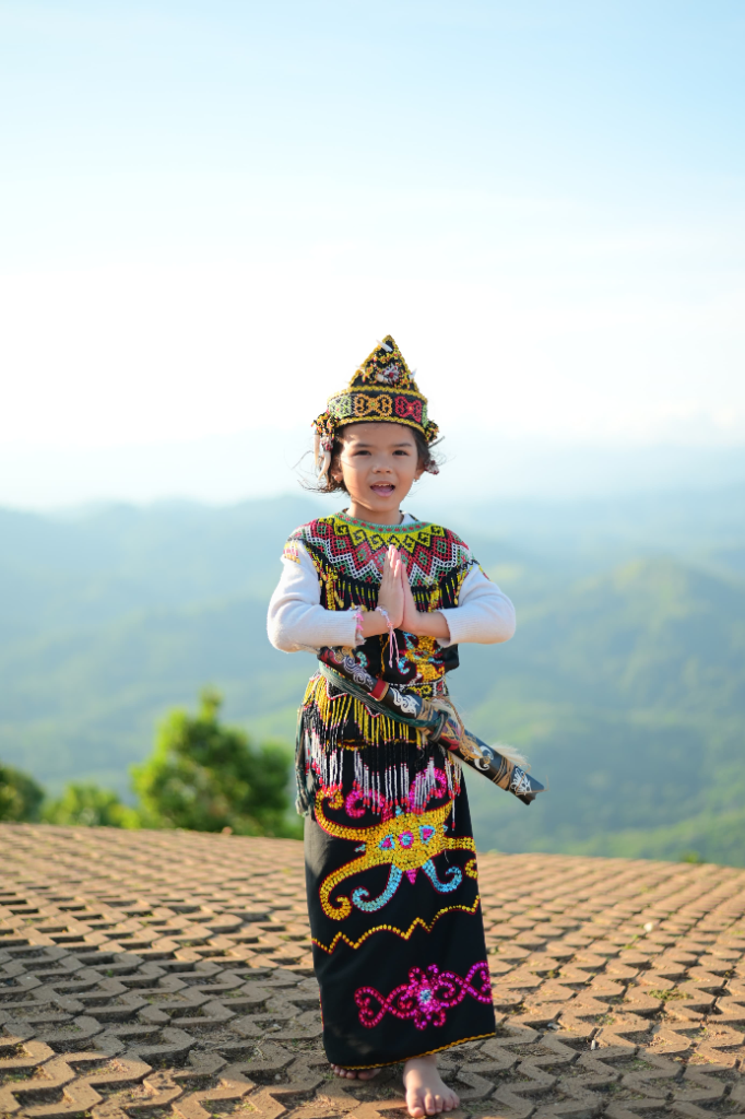 Tari Tradisional Dayak
